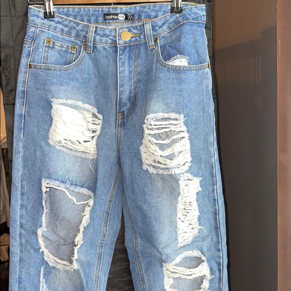 Boyfriend Ripped jeans